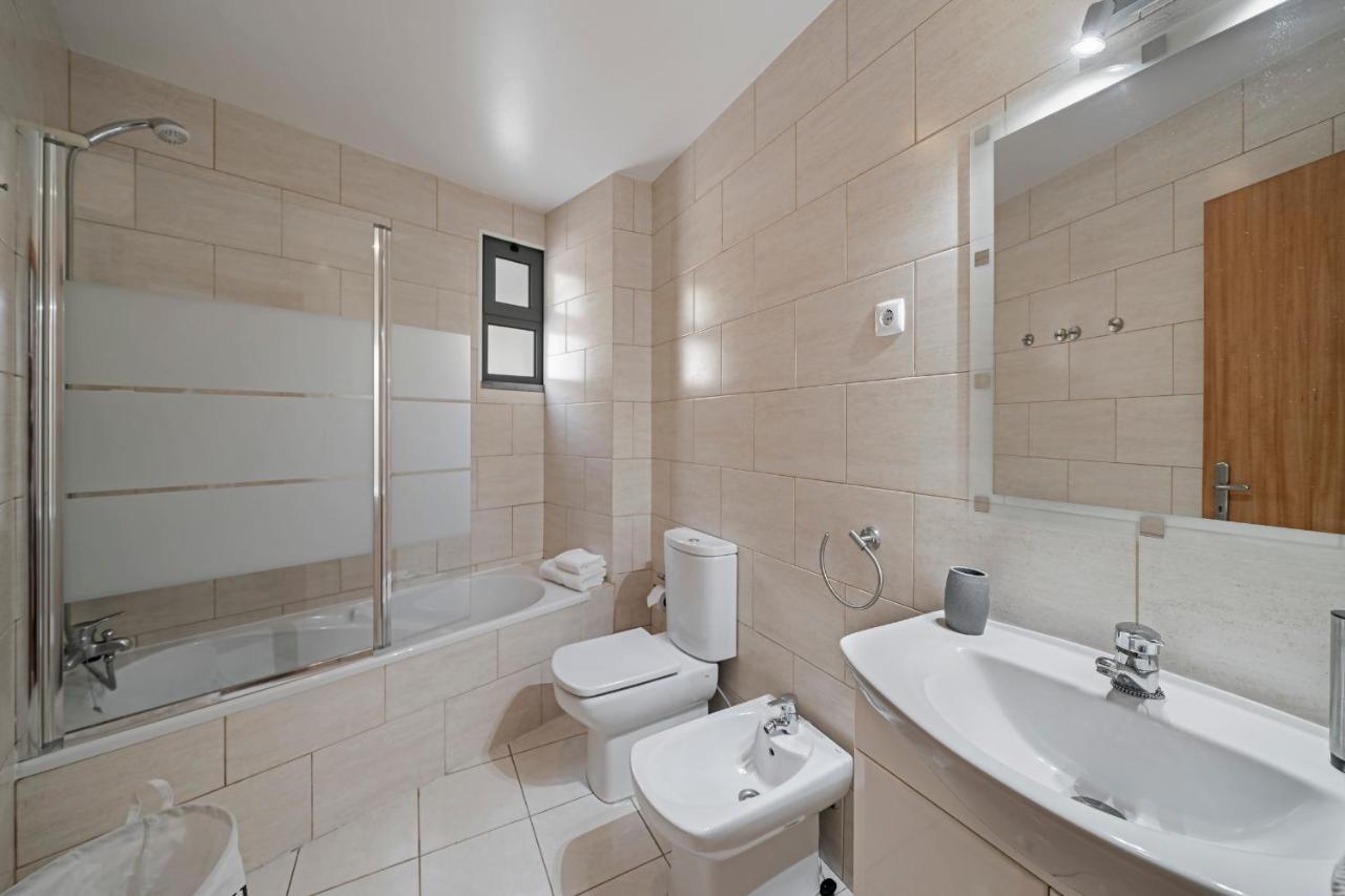 Apartamento Lobo Marinho By An Island Apart Santa Cruz  Exterior photo